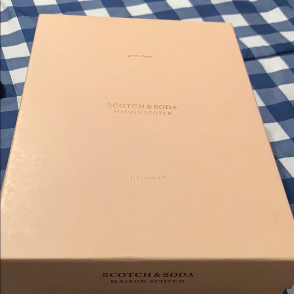 Brand New Scotch & Soda Sneakers - Picture 7 of 10